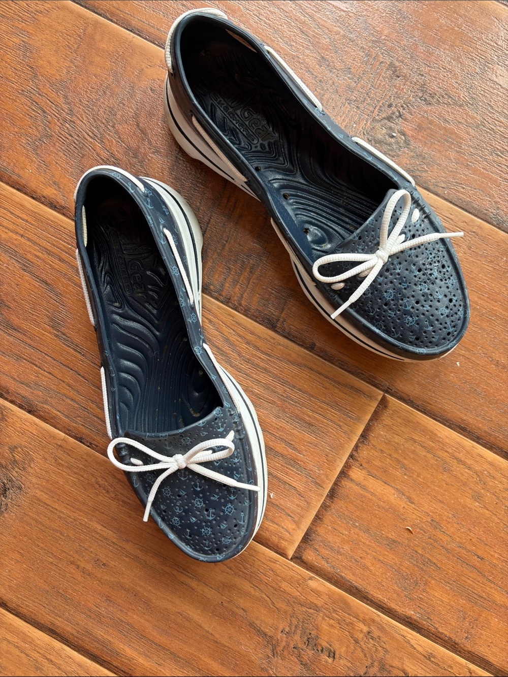 Skechers Navy Perforated Slip-On Ballet Flat with White Bow - Size 9